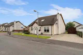 16 Castle Meadow RoadImage 26