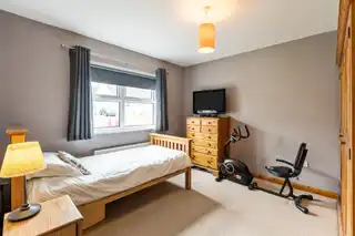 16 Castle Meadow RoadImage 14