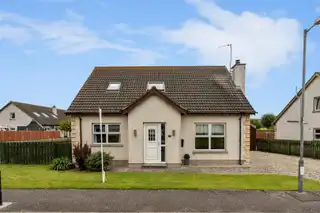Image 1 for 16 Castle Meadow Road