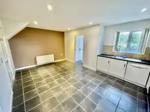 17 Demesne CrescentImage 6