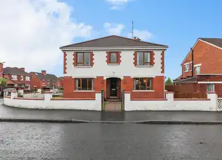 34 Cricklewood ParkImage 1