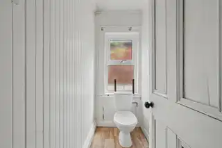 9 Adelaide AvenueImage 14