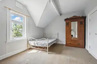 9 Adelaide AvenueImage 16