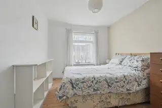 45 Findon GardensImage 13