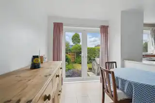 45 Findon GardensImage 9