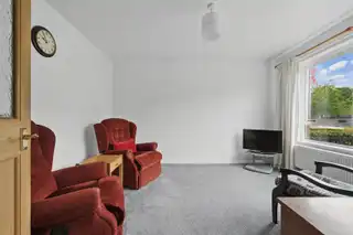 45 Findon GardensImage 5
