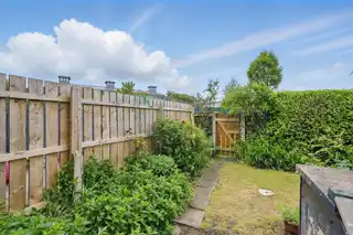 45 Findon GardensImage 17