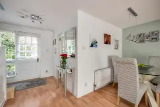 6 Knightsbridge MewsImage 10