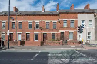 Image 1 for 325 Donegall Road