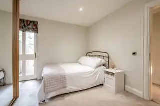 Apt 2, 96 Balmoral AvenueImage 19