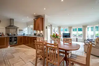 29 Strangford AvenueImage 6