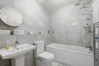 11 Ceara Court, 46 Windsor AvenueImage 14