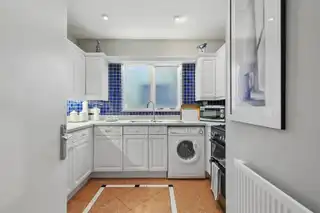 11 Ceara Court, 46 Windsor AvenueImage 8