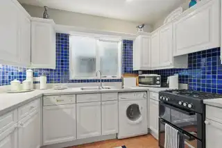 11 Ceara Court, 46 Windsor AvenueImage 9