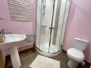 Apt 9, 230 Malone RoadImage 6