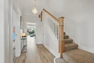 8 Harberton LaneImage 3