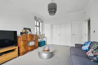8 Harberton LaneImage 5