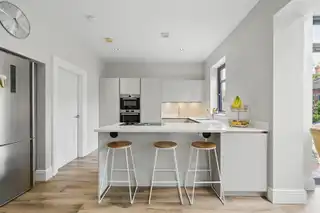 8 Harberton LaneImage 7