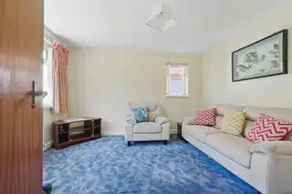 17 Wedderburn GardensImage 5