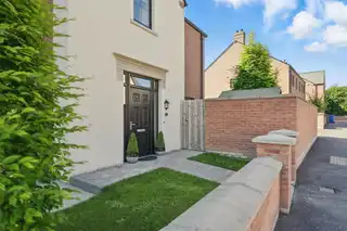 13 Finaghy Park GardensImage 3