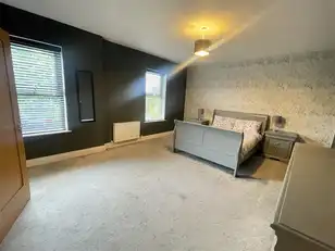 Apt 6 2 Eaton ParkImage 6