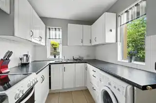 74 Ulsterville GardensImage 8