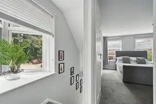 25 St. Georges GardensImage 17