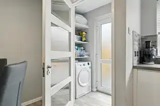 25 St. Georges GardensImage 12