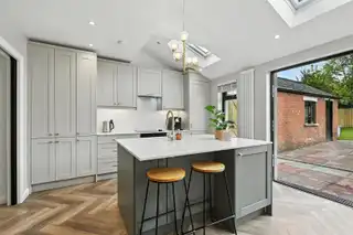 85 Priory ParkImage 10
