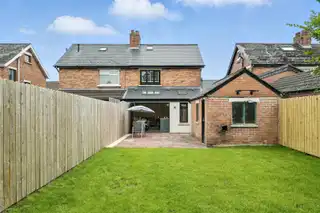 85 Priory ParkImage 30