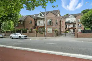 Image 1 for 4 Stranmillis Reach