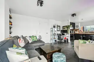 College AvenueImage 11