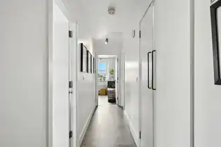 College AvenueImage 2