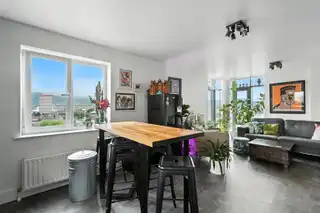 College AvenueImage 10
