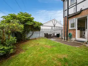 29 Upper Malvern Road, Cairnshill RoadImage 13