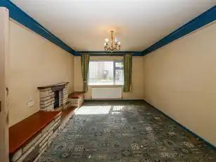 16 Downhill Avenue, Belvoir ParkImage 2