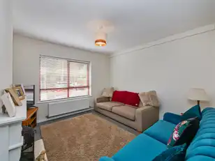 4 Ashleigh Court, Ravenhill GardensImage 4