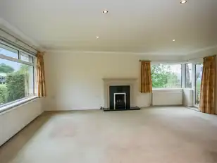 1 Pinewood ParkImage 10