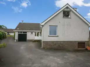 1 Pinewood ParkImage 2