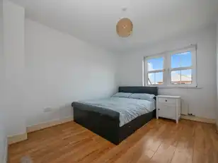 3 The Demesne, Hillsborough RoadImage 10