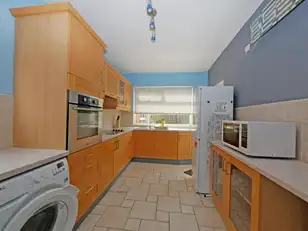 5 Tudor AvenueImage 4