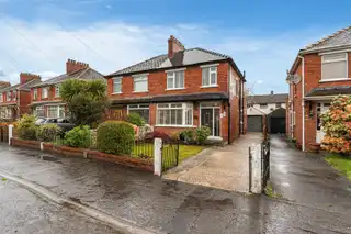 Image 1 for 46 Mount Merrion Avenue