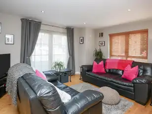 15 Forest Grove,Image 5