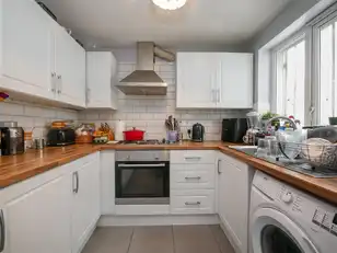 35 Ava Street, Ormeau RoadImage 13