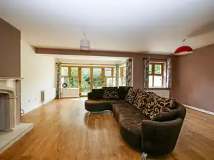 48 Woodrow Gardens, Off Todds HillImage 7