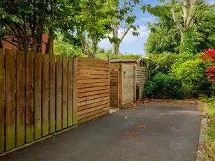 2 Hampton Drive, Ormeau RoadImage 32