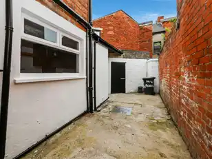 4 Rushfield Avenue, Ormeau RoadImage 13