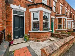 4 Rushfield Avenue, Ormeau RoadImage 2