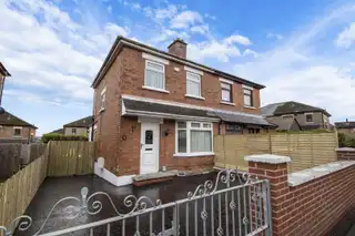 43 Andersonstown ParkImage 1