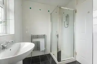 210 Grosvenor RoadImage 14